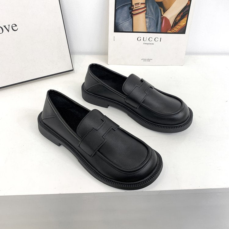 Round head sleeve loafers