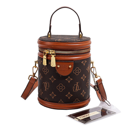 Rich bucket bag girl