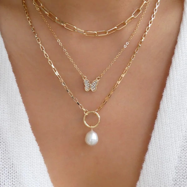 Butterfly Pearl Pendant Necklace Clavicle Chain
