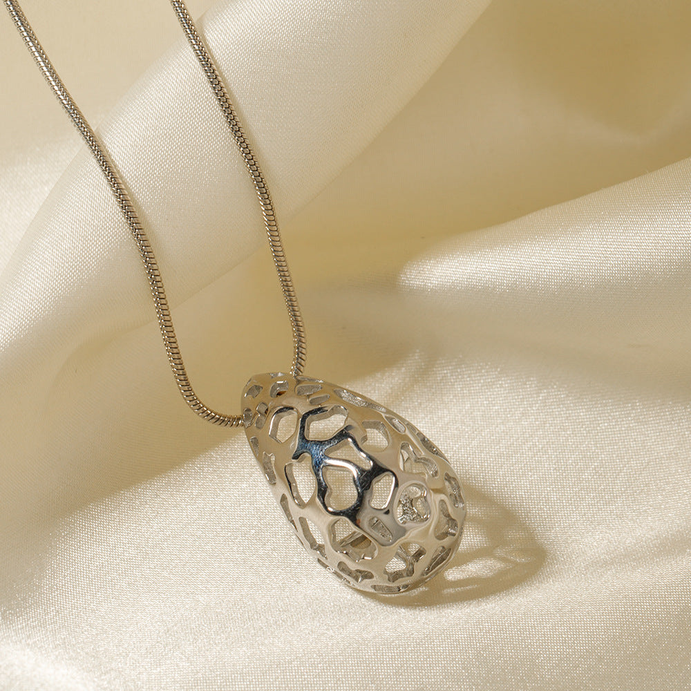 Collar de joyería con forma de gota hueca 