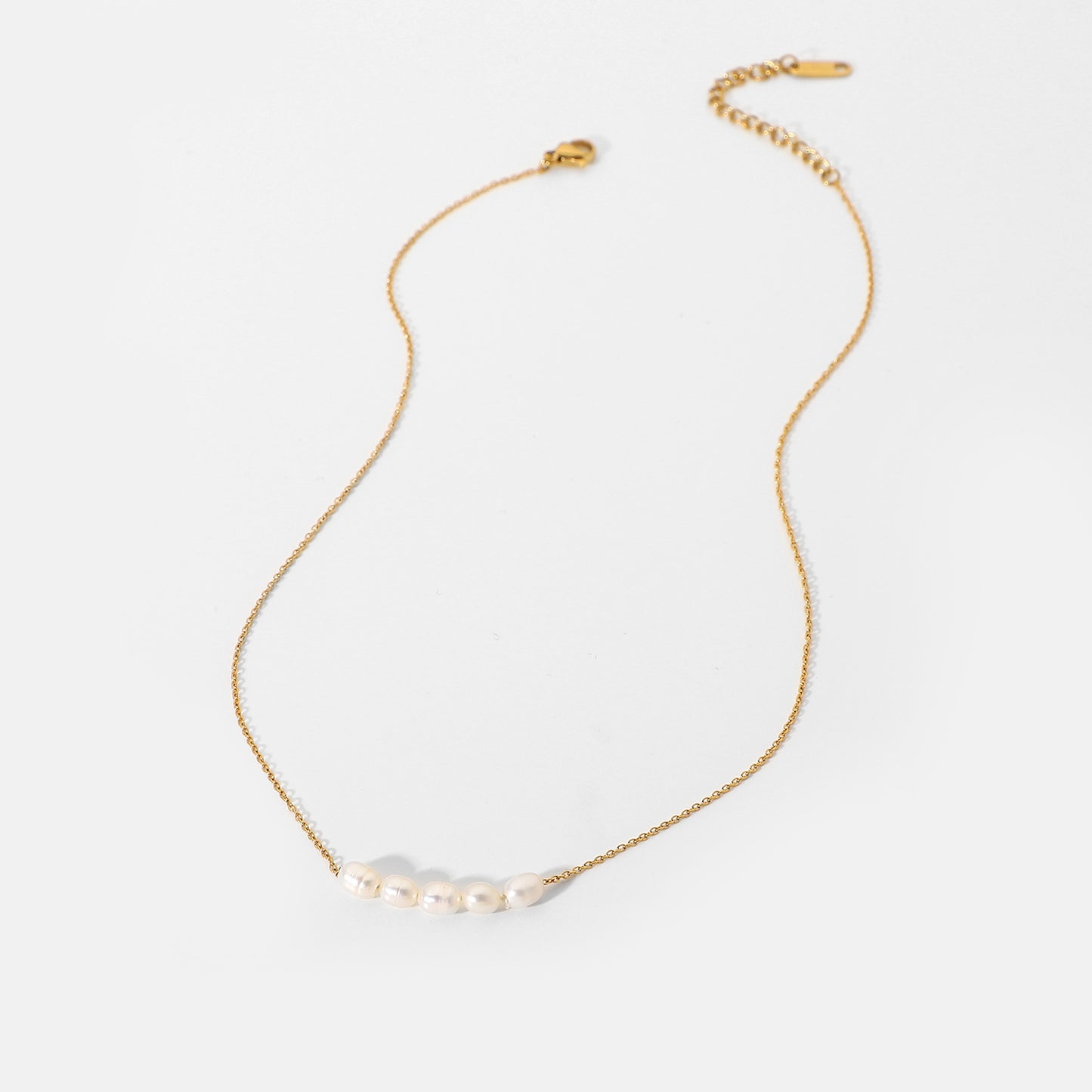 Clavicle natural freshwater pearl necklace