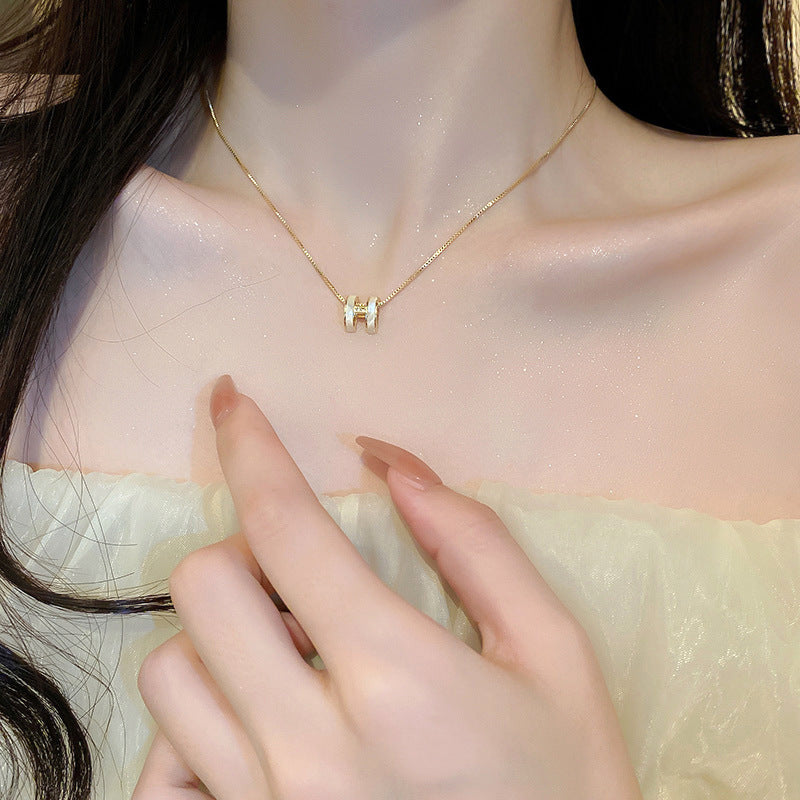 3D "H" Light-Luxury Versatile Collarbone Necklace