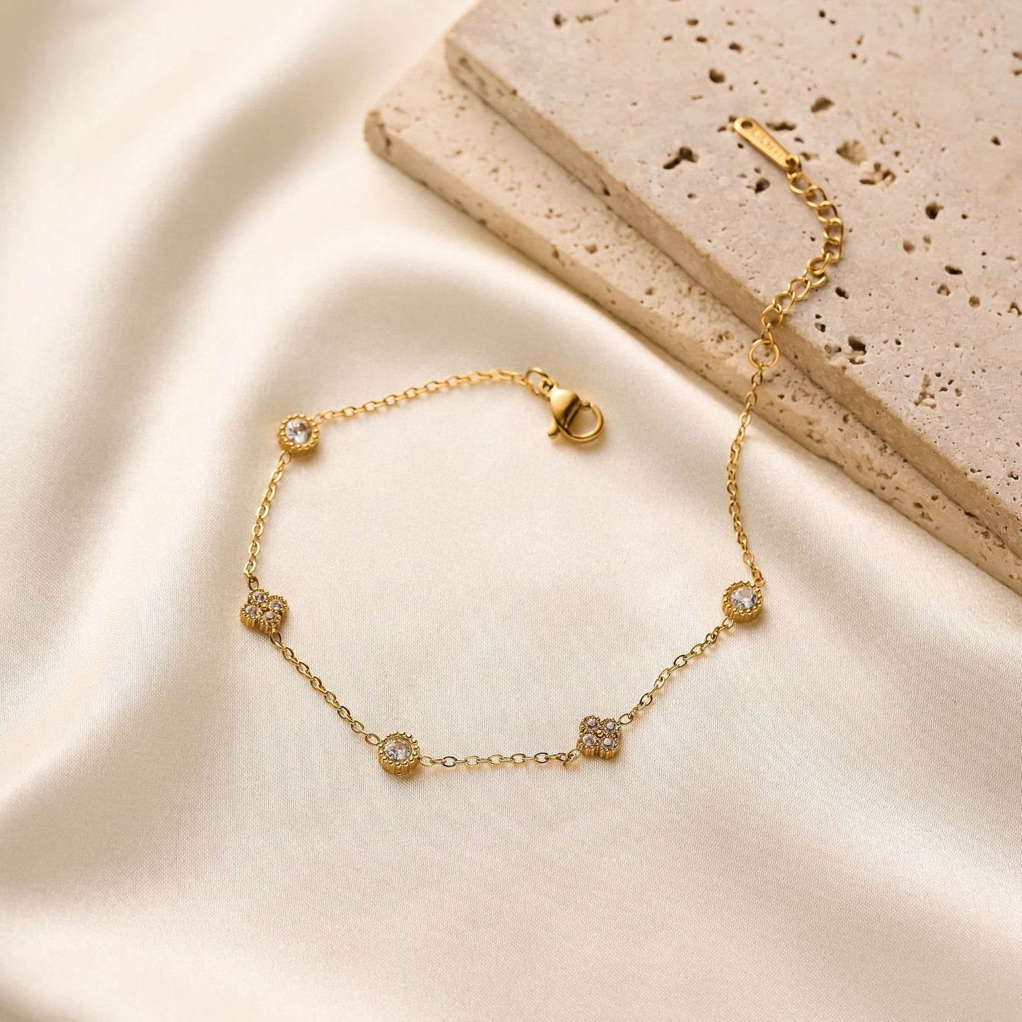 18K Gold Titanium Steel Zircon Flower Bracelet