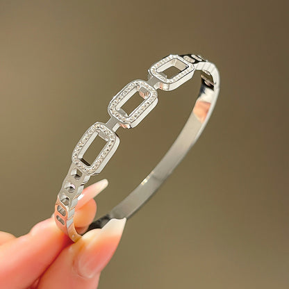 Four-leaf clover gypsy titanium steel bracelet