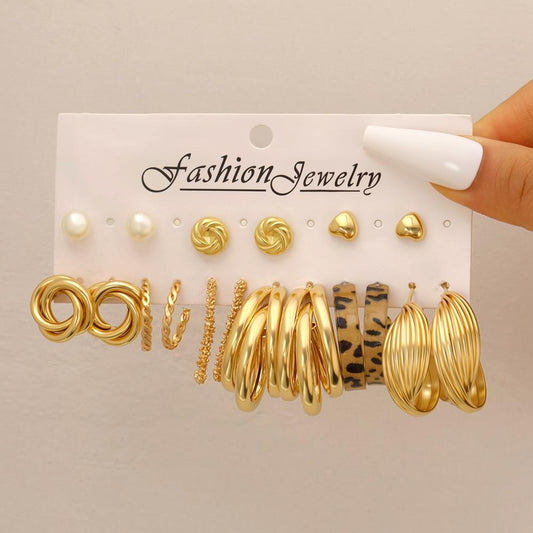 Geometric Twist Stud Earrings