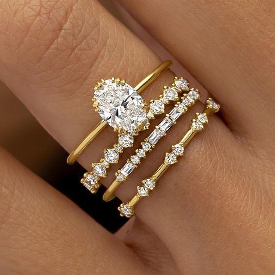 Oval Diamond Wedding Ring