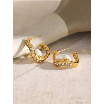 Wave shape earrings