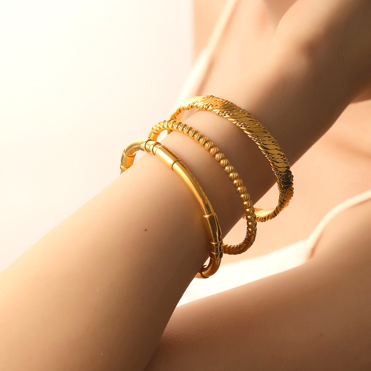 Women's Titanium Steel Hammered C-Open Hollow Bracelet