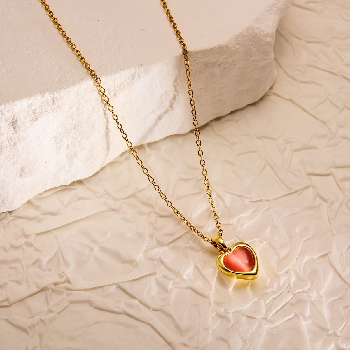 Korean-Style Peach Agate Heart Pendant Necklace