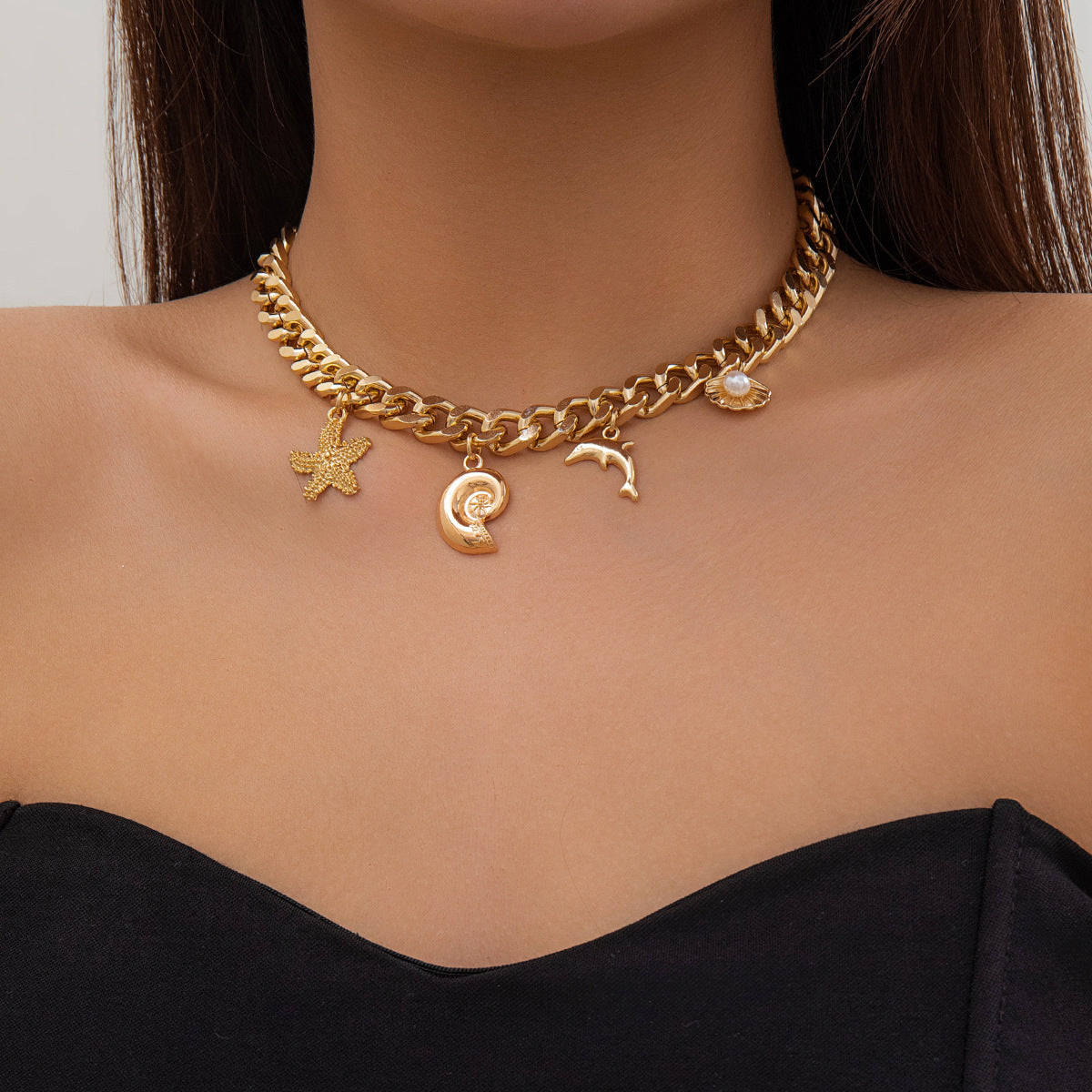 Collar con colgante de estrella de mar 