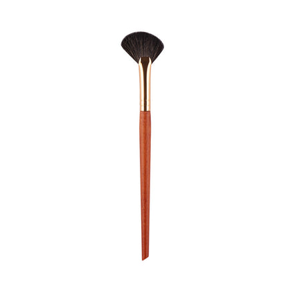 Fan Highlighter Brush (Goat Hair Fine Tip)