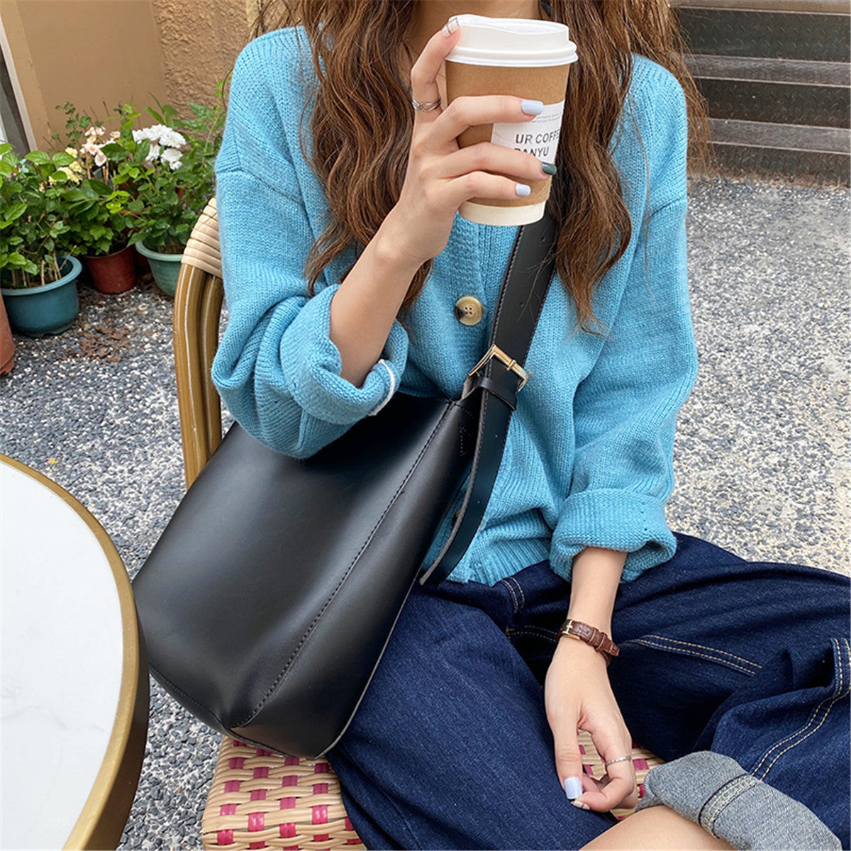 Bolso mensajero sencillo retro chic para mujer. 