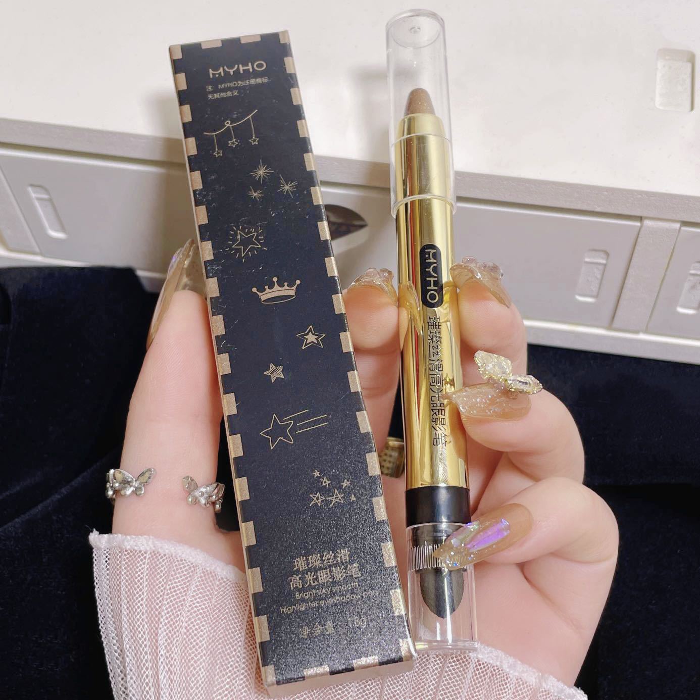 Barra de sombra de ojos de doble punta iluminador y debajo de los ojos 