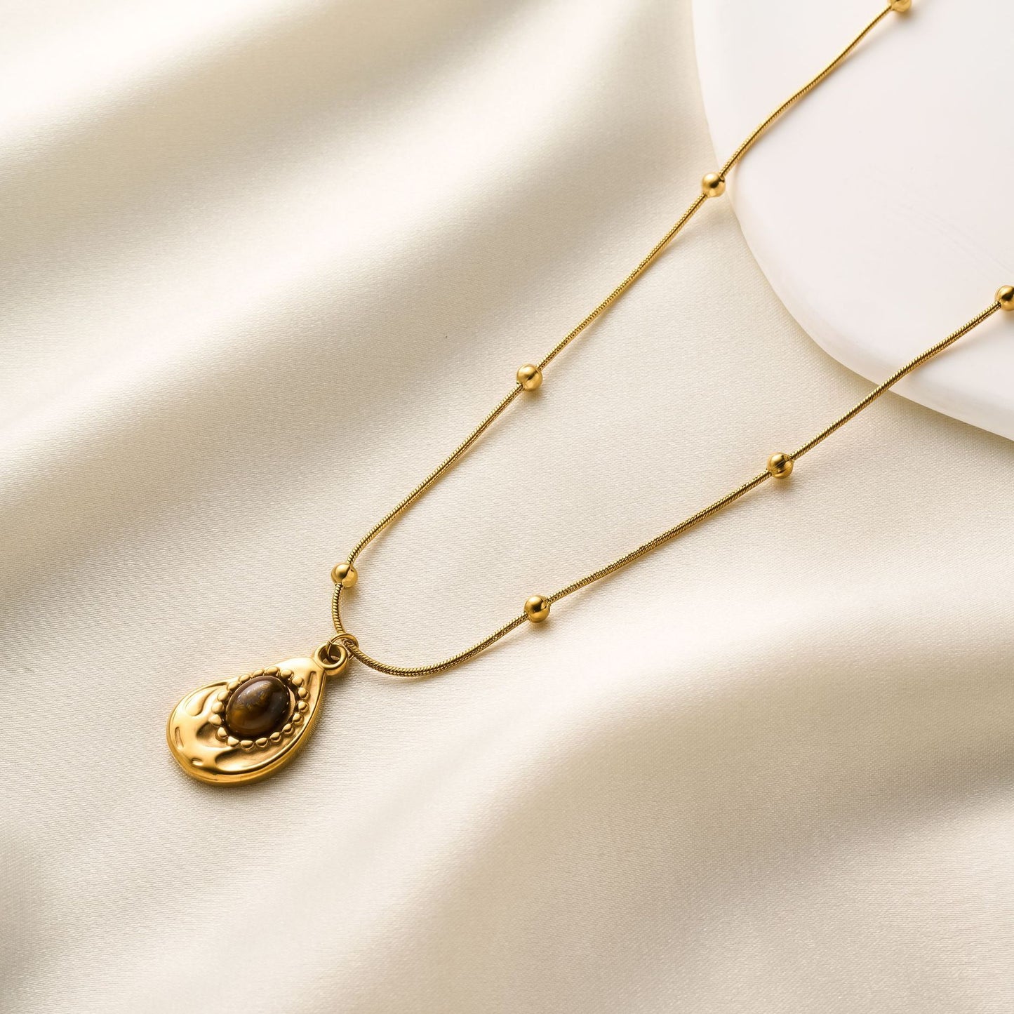 Stainless steel amber stone necklace