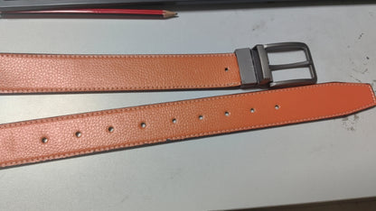 Belt rotating automatic button head