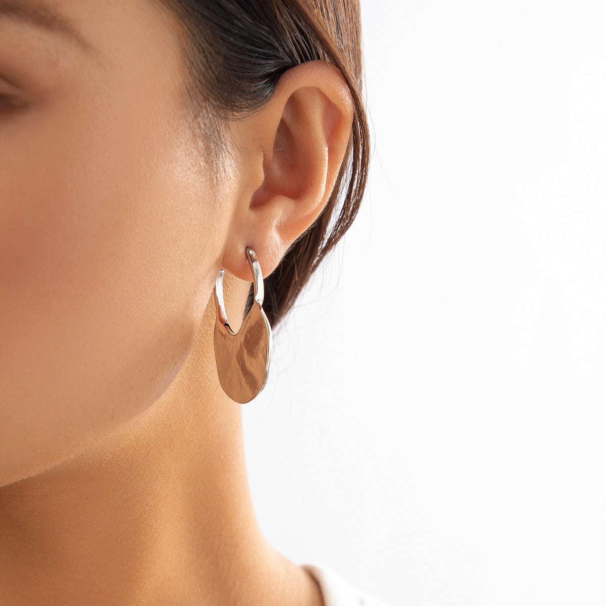 Pendientes de flores con diamantes de imitación 
