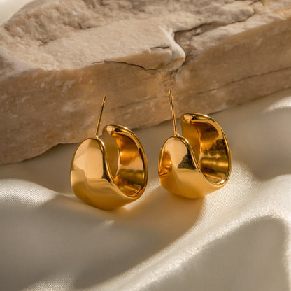Curved Chubby Earrings