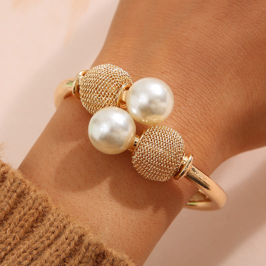 Temperament pearl alloy open bracelet