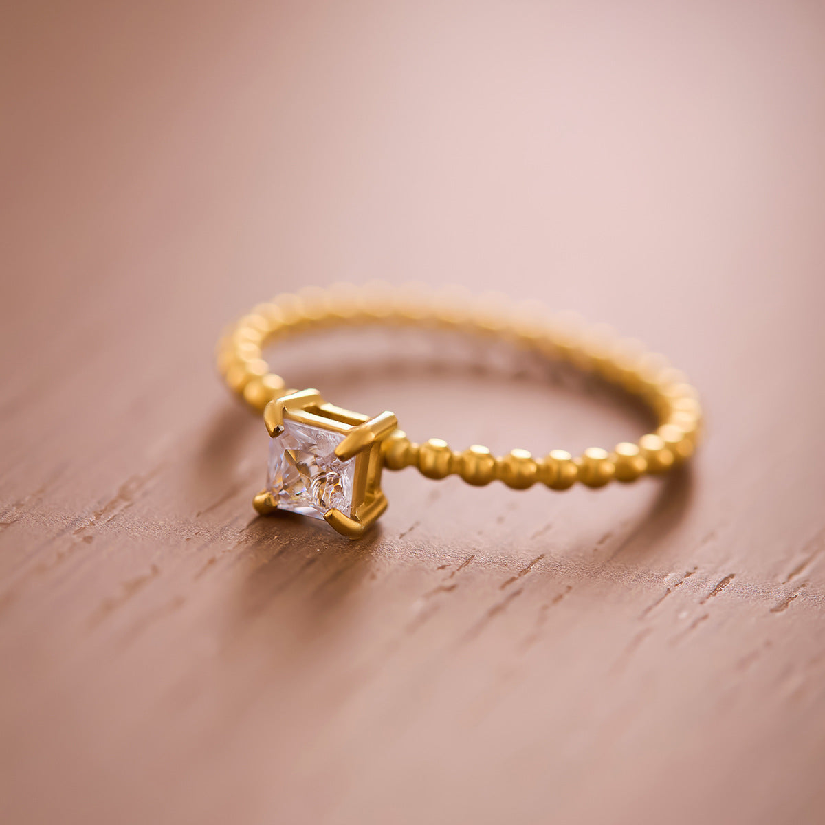 Women's Titanium Steel Full-Diamond Ring — Elegant Versatile Wholesale