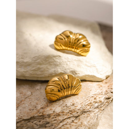 Croissant Texture Earrings