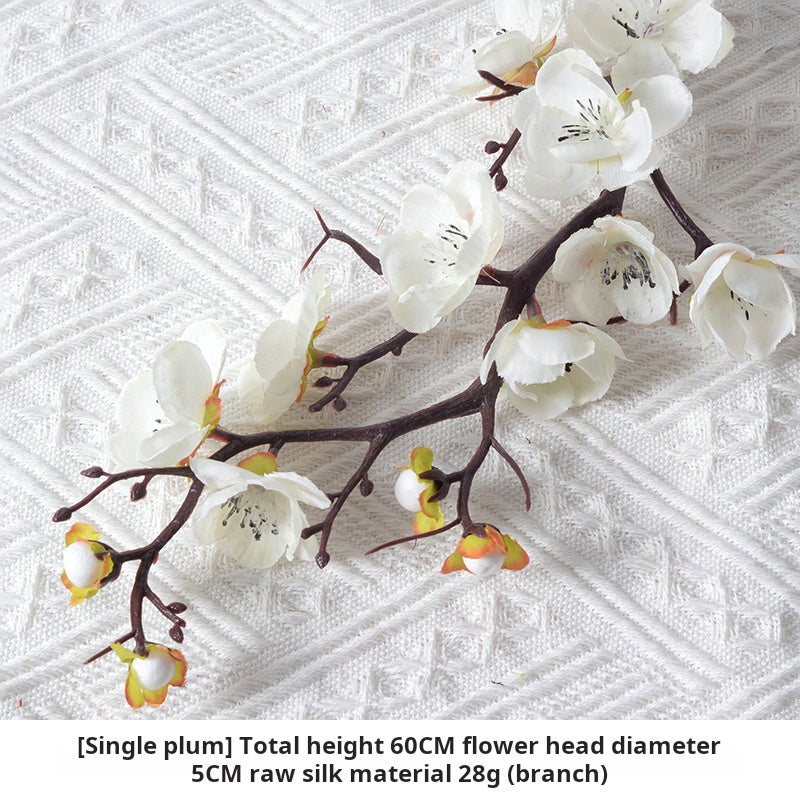 flores artificiales blancas 