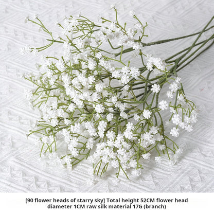 flores artificiales blancas 