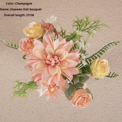 Hand-held rose flower wall flower arrangement simulation bouquet