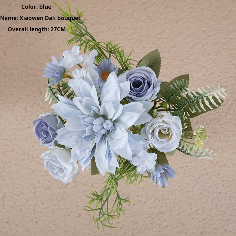 Hand-held rose flower wall flower arrangement simulation bouquet