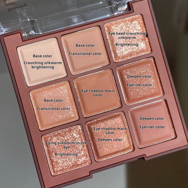 9-Color Eyeshadow Palette